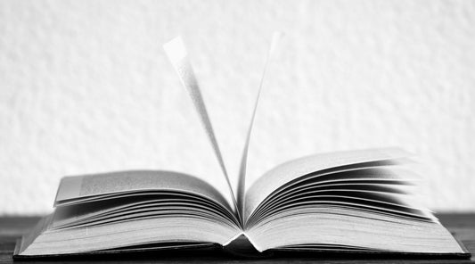 6 libri emozionanti da abbinare alla vostra fragranza preferita Book